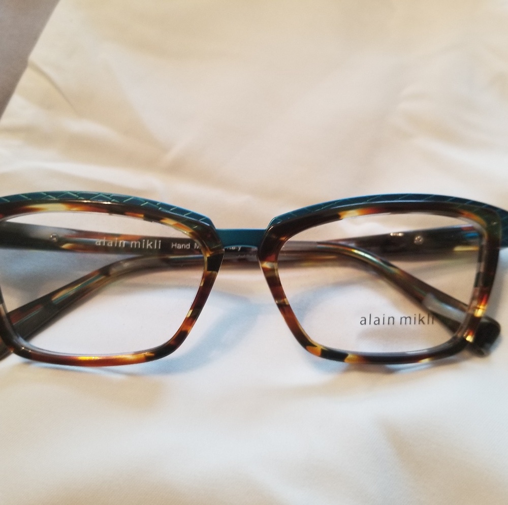 Brand New Alain mikli turquoise eyeglasses..RARE